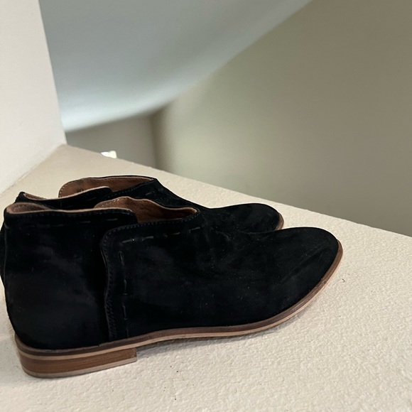 Rebels‎ Suede leather Black Ankle BootsComfort Driving Walking shoes 6.5 - Picture 1 of 8